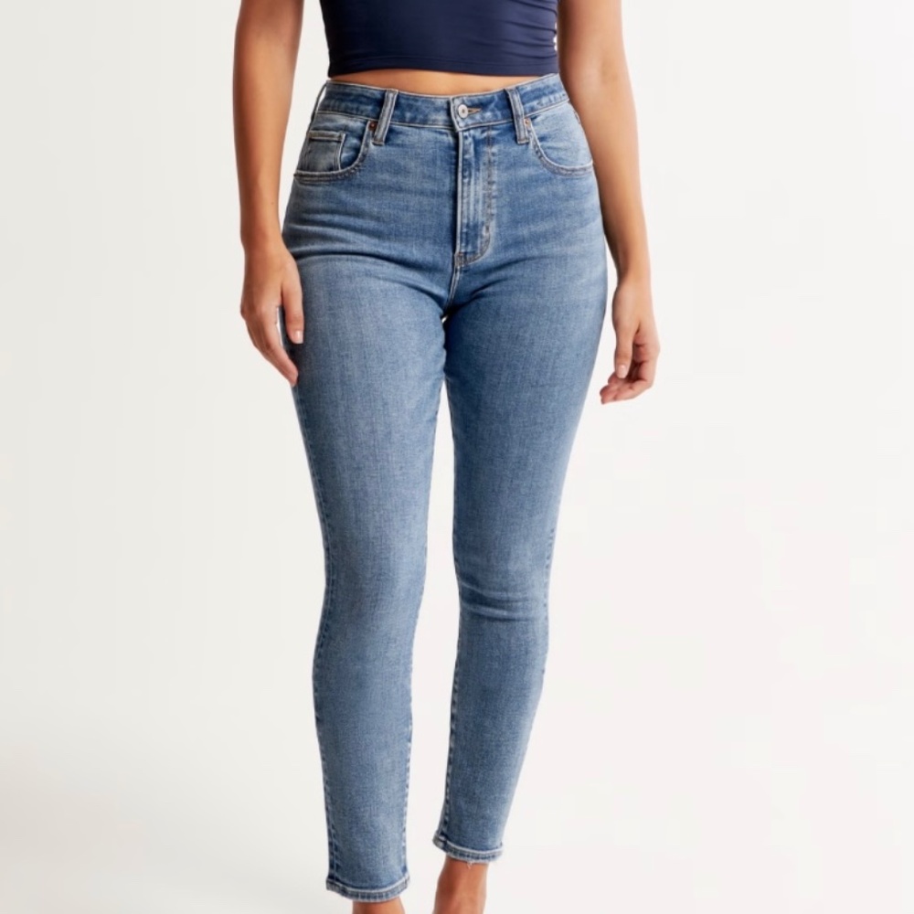 Abercrombie & Fit Classic Ankle Jeans